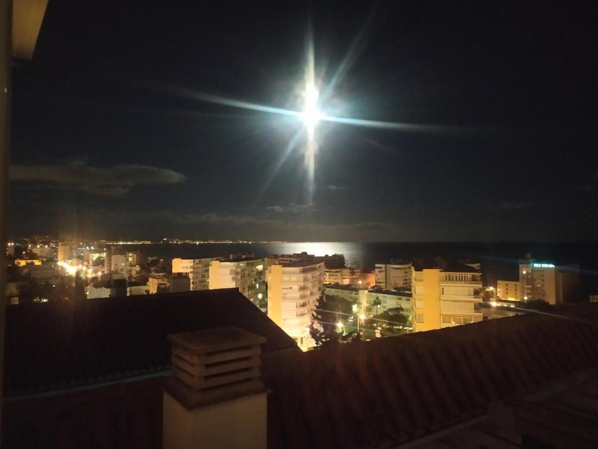 Carihuela La Luna Sun & Beach Lägenhet Torremolinos Exteriör bild