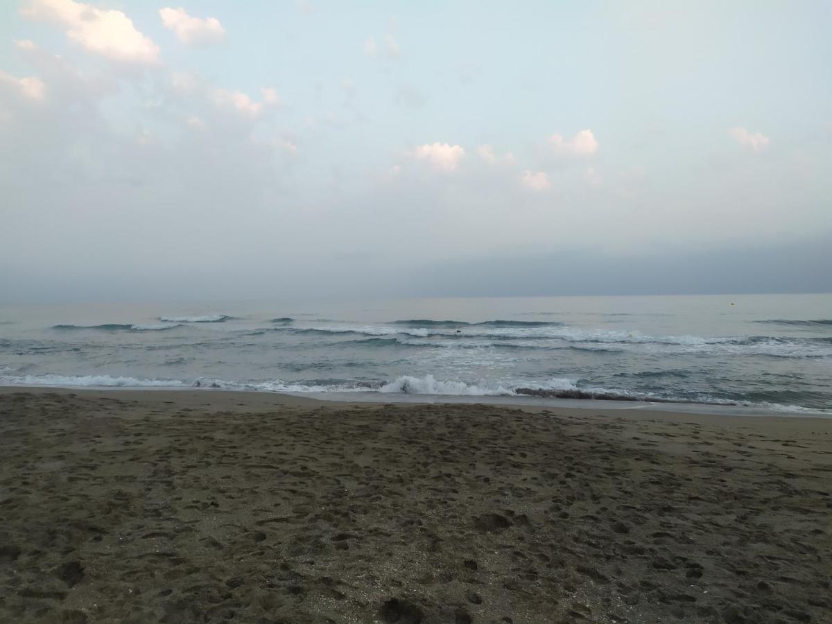 Carihuela La Luna Sun & Beach Lägenhet Torremolinos Exteriör bild